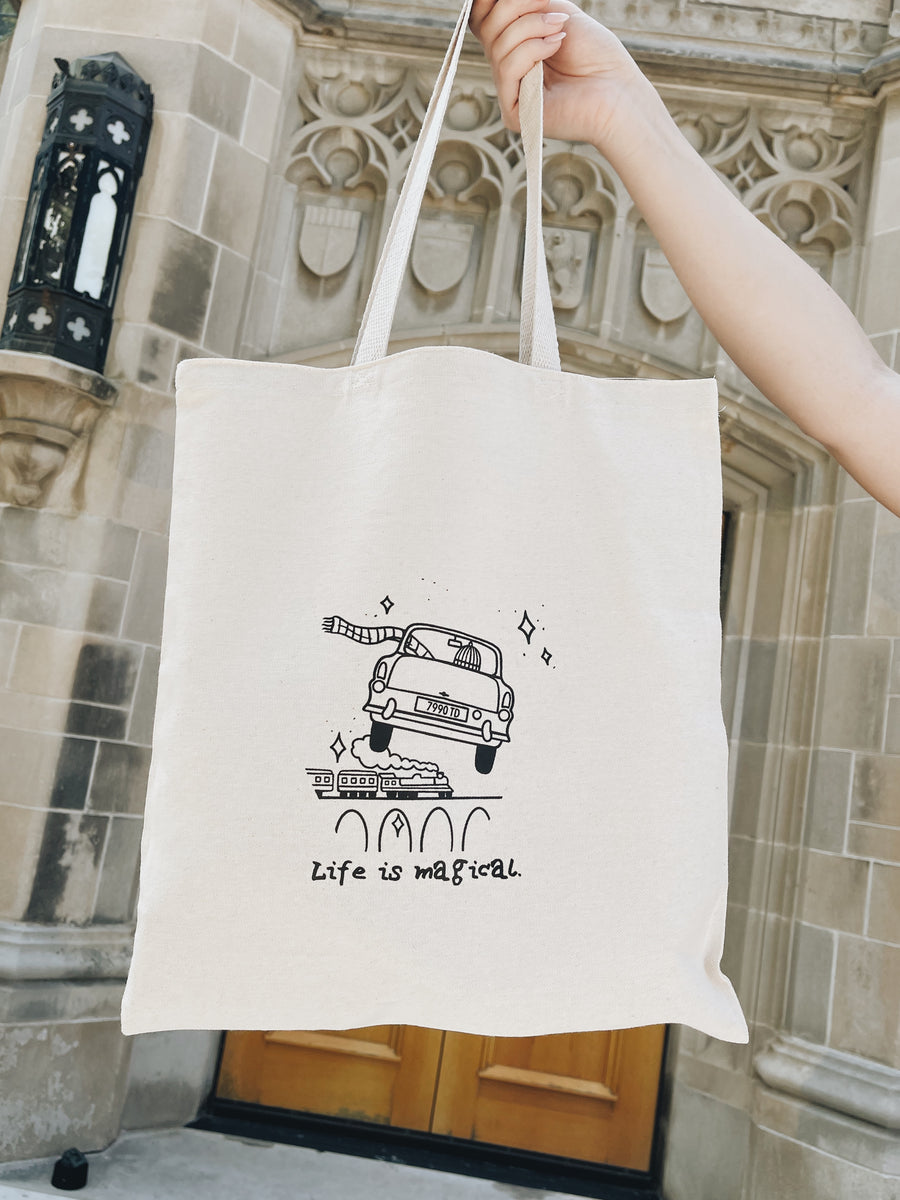 LIFE IS MAGICAL Tote